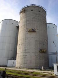 Repair and strengthening of sugar silos
